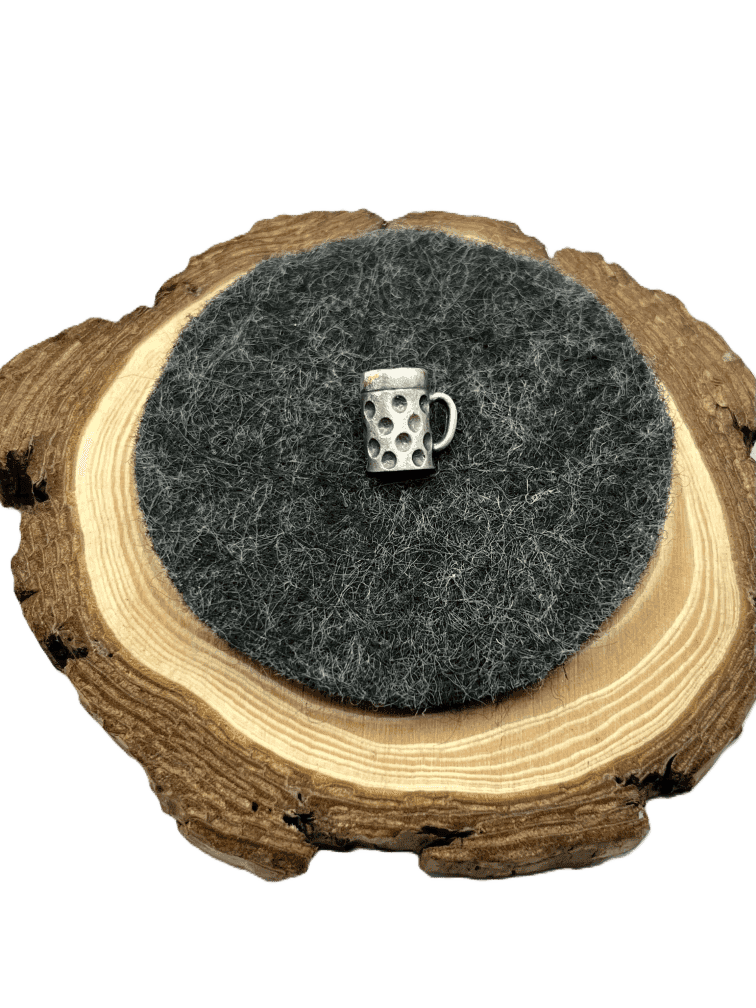 Der Bierkrug Pin von Dein Himmelreich handgefertigt aus Silber