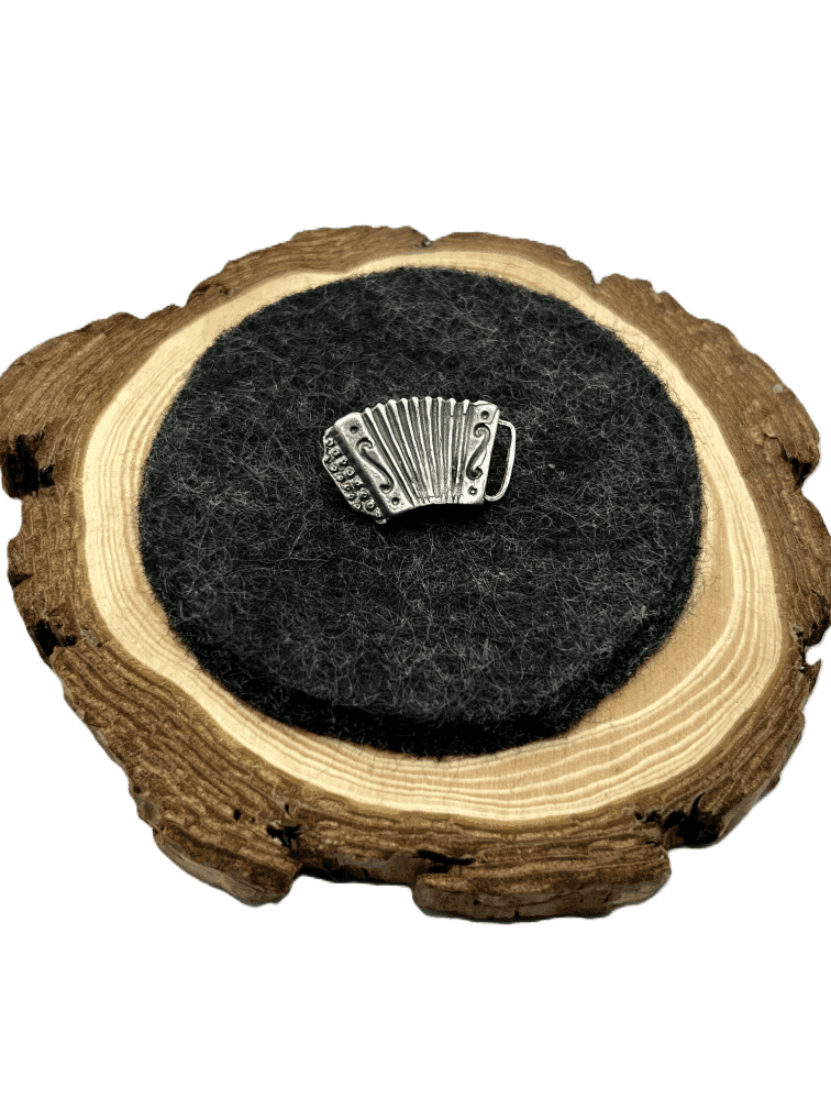 Musiker wissen den Quetschen Pin zu schätzen und zu tragen