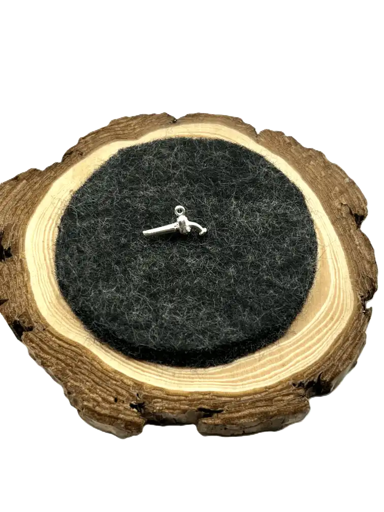 Der kleine Zapfhahn als Anstecker